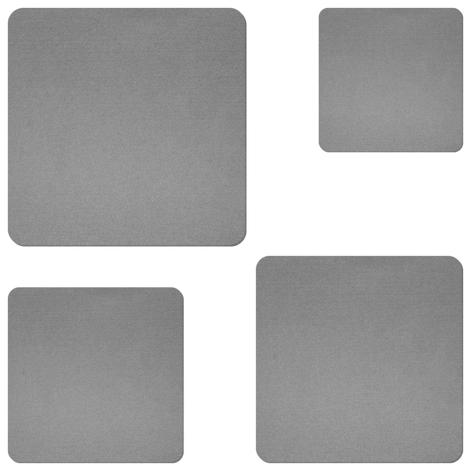 Vier graue Filz-Zuschnitte in quadratischer Form mit abgerundeten Ecken in verschiedenen Größen auf weißem Hintergrund