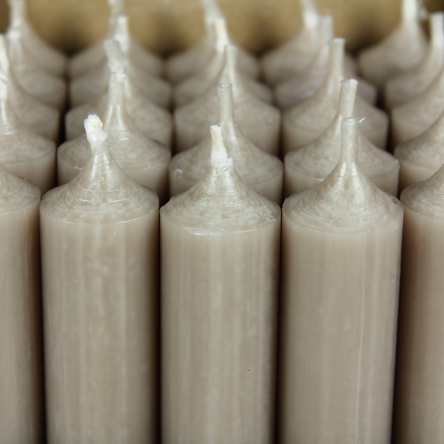 Kerzen 180mm x Ø 22mm Taupe