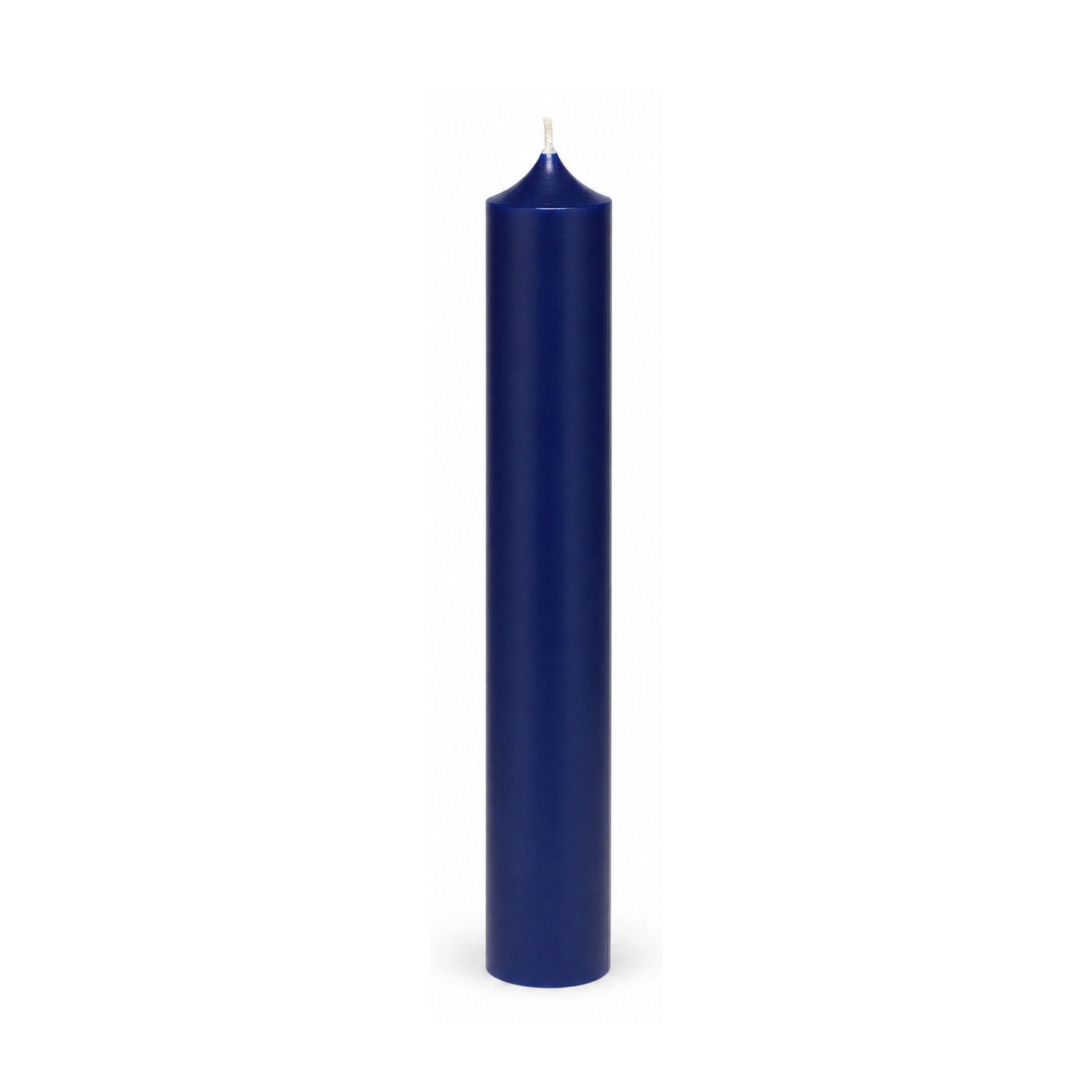 Dunkelblaue Stabkerze 180 x 22 mm, einzeln auf weißem Hintergrund.