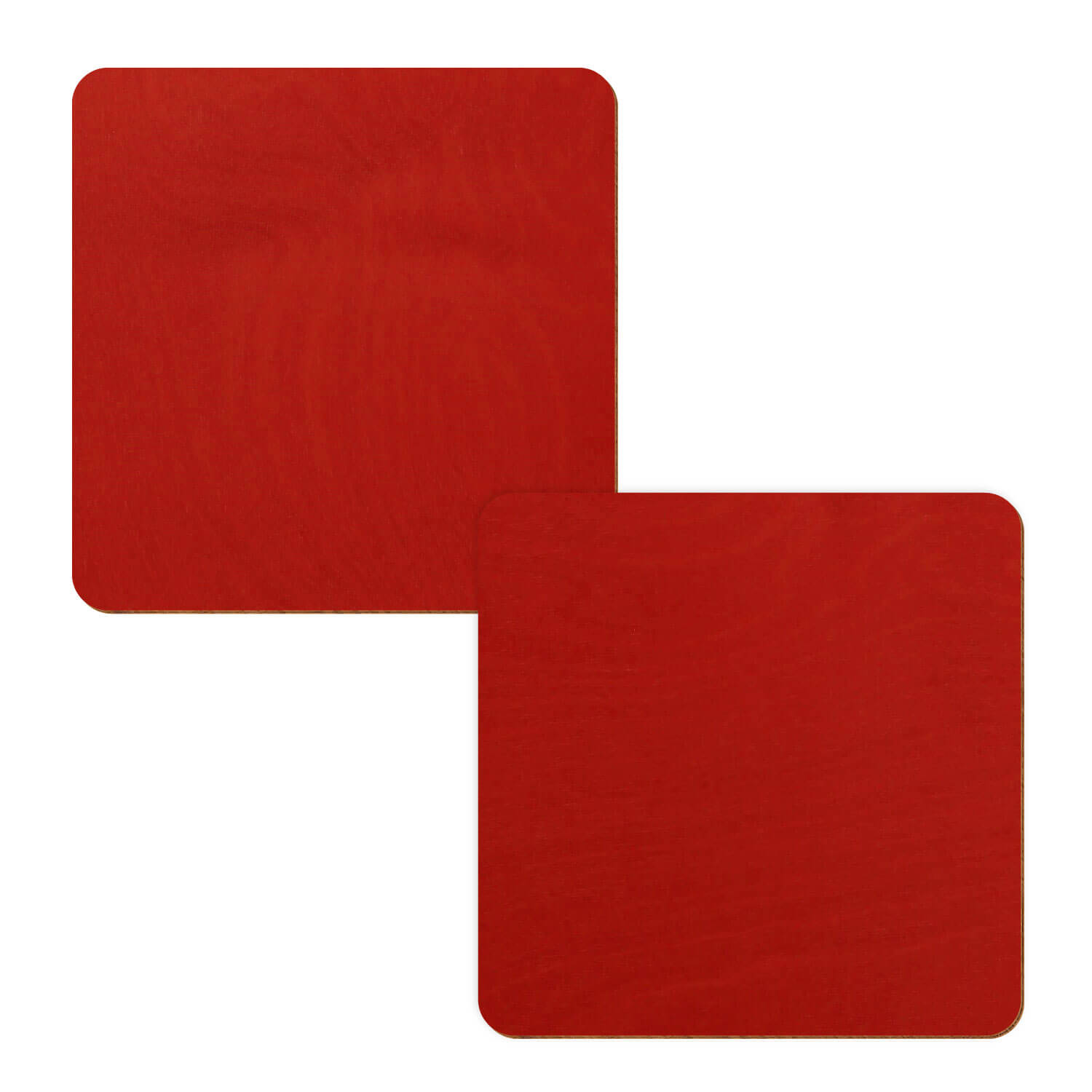 zwei Holzquadrate in der Farbe Rot