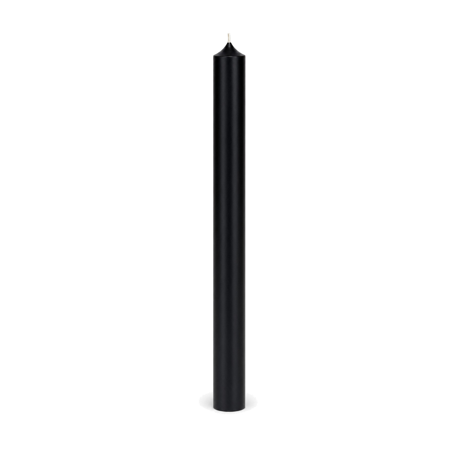 Schwarze Stabkerze 250 x 22 mm, einzeln auf weißem Hintergrund.